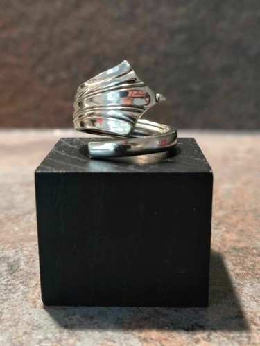 Silver plated coil queen crown - plated,